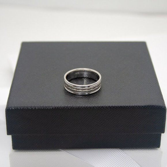 Braided Silver Ring, Real Sterling Silver Stamped 925 Band, Modern Unisex Ring - Picture 3 of 4